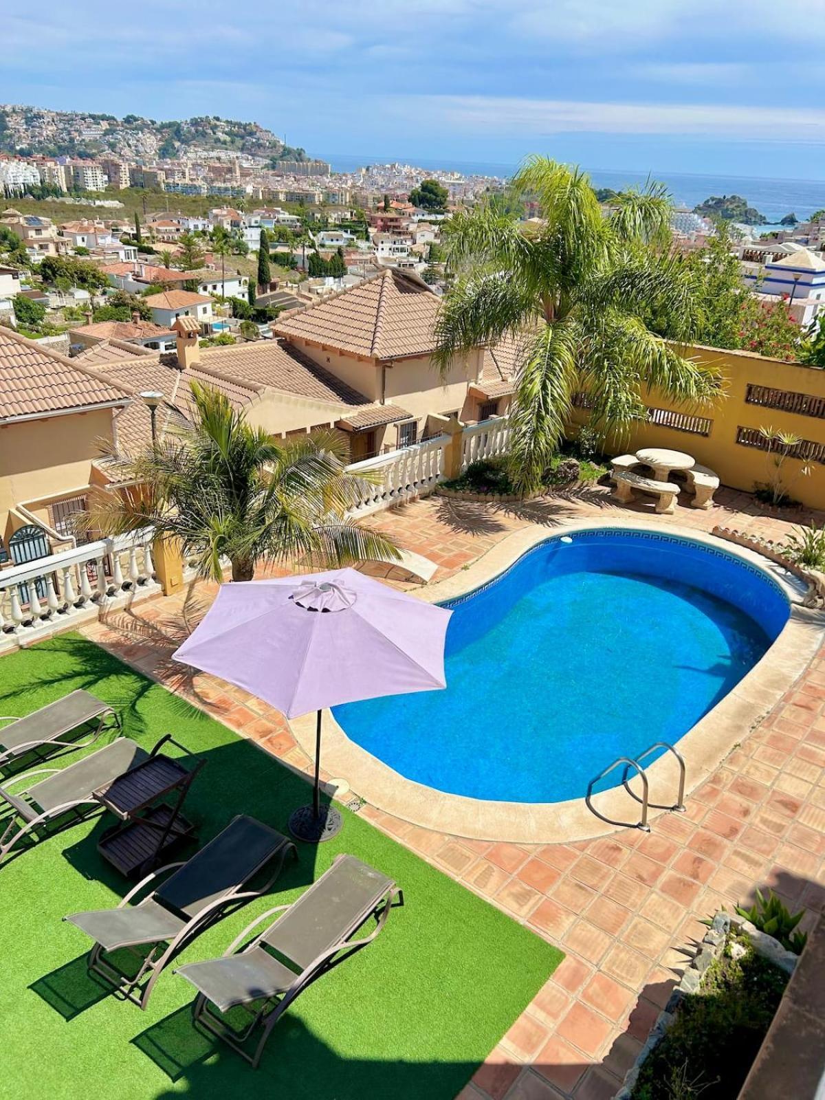 Chalet Con Piscinas Y Vistas De Ensueno Almuñécar Exterior foto